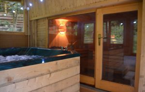 Valea Paradisului Jacuzzi sauna